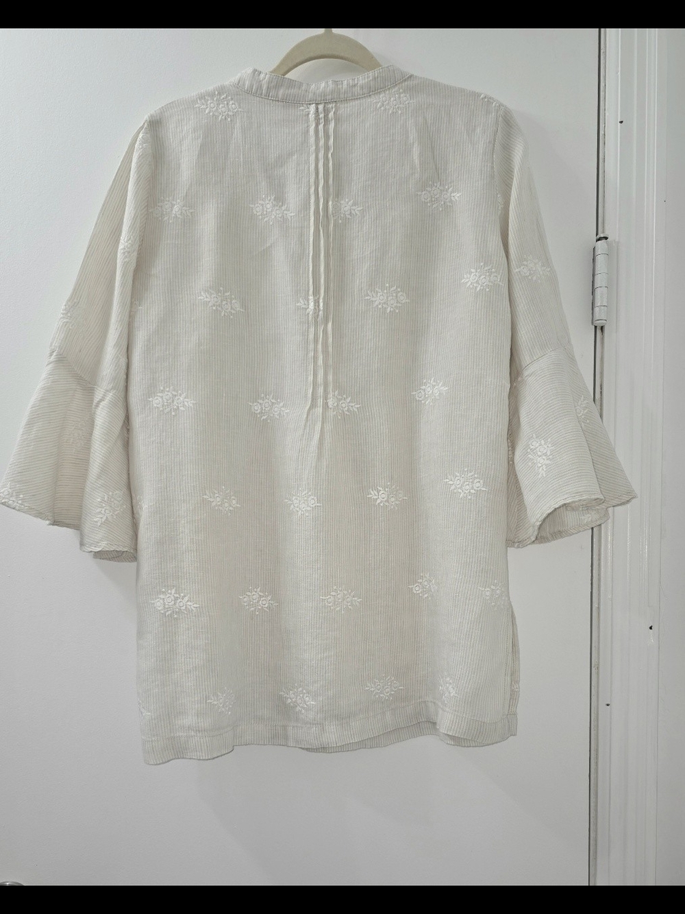 St Tropez West Linen Blouse Sz L Floral Embroidered Bell Sleeve Boho Peasant